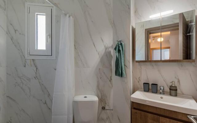 Leon Suite, seafront residence!