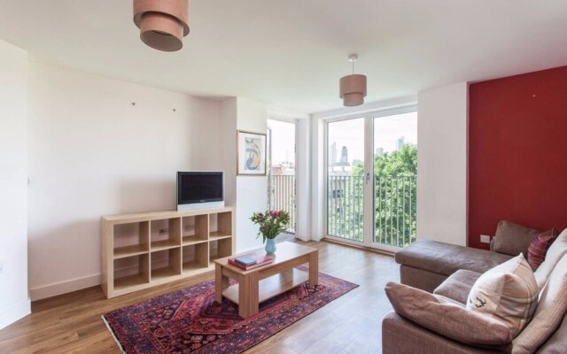 3 Bedroom Flat in Shoreditch with Roof Terrace