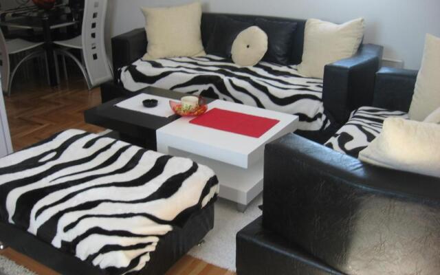 Apartman ČAR 19
