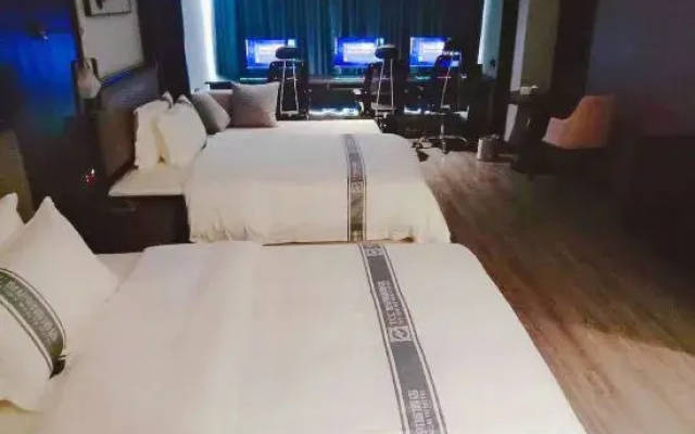 Renshou Century Fortune Hotel