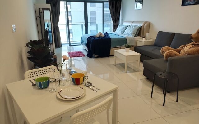 Mercu Summer Suite by Annie Homes