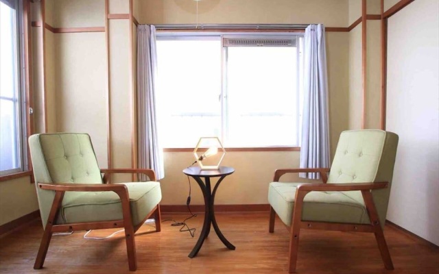 Goraku Shinfukae – Guest Rooms – Osaka