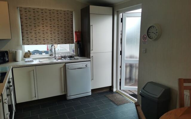 Captivatingly Stunning 2-bed Cabin in Bridlington