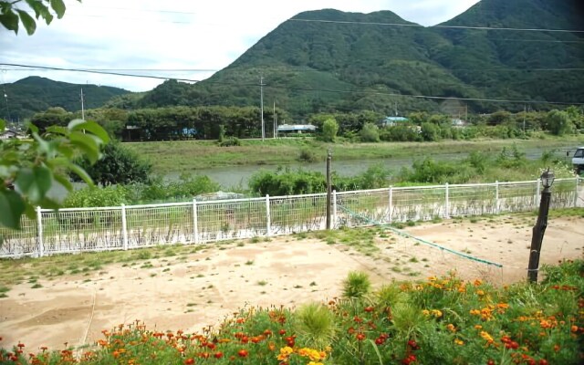 Yangpyeong Clear Water Pension