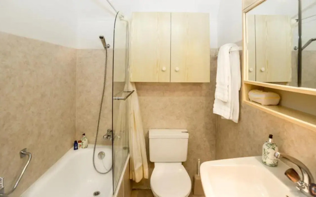2,5 Zimmer Ferienwohnung mit Küche/Bad