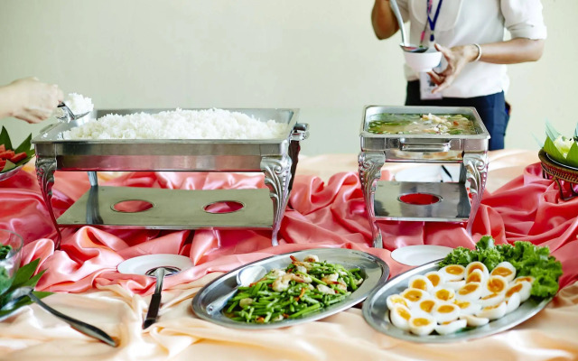 We Train Hotel Donmuang
