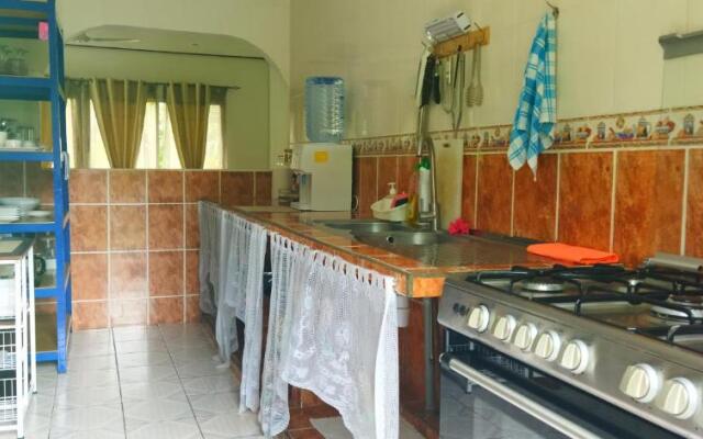 Dan Zoranz Self Catering Guest House