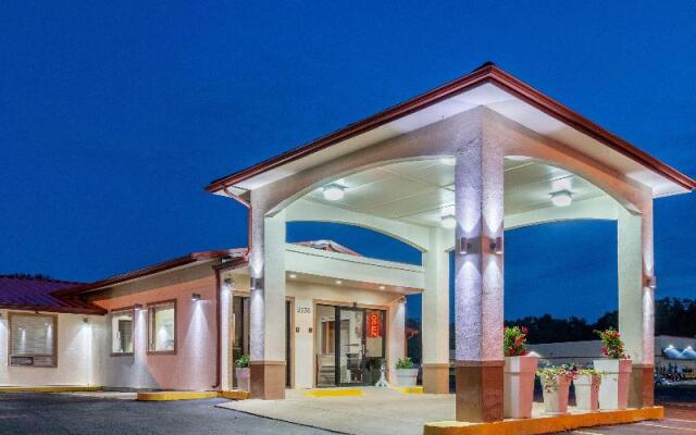 Red Roof Inn Buffalo, TX