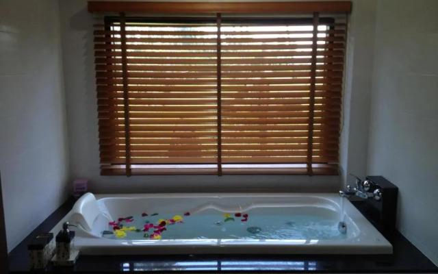 Khum Laanta Resort