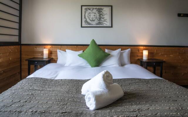 The Phat House - Hostel