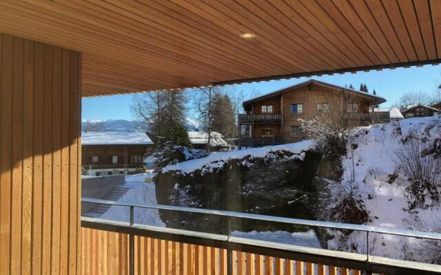Beautiful Sunny New 1 Bed Apt (2.5Zim). Ski in/out