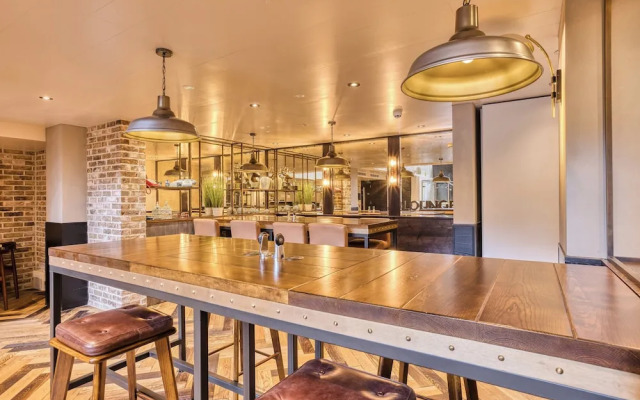 hub by Premier Inn London Soho
