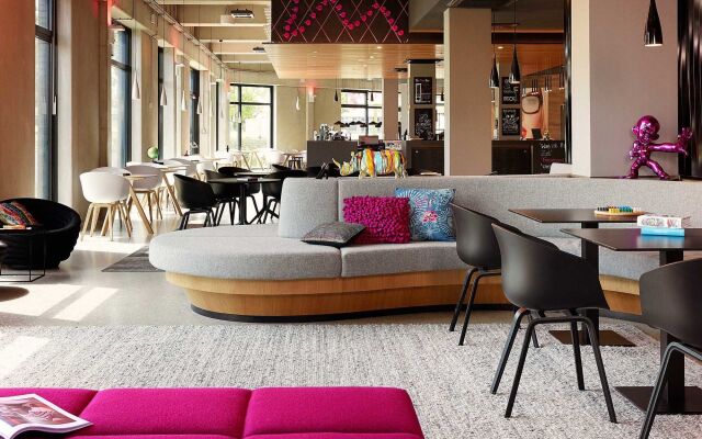 MOXY Munich Airport