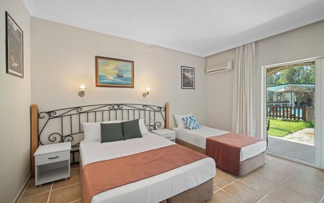 Alados Otel