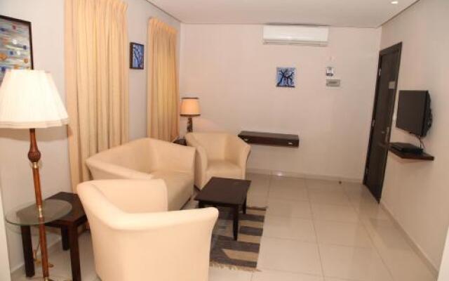 Al Qaderi Apartment Hotel