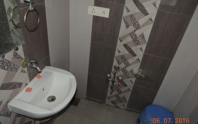 Hotel Rajvi Palace