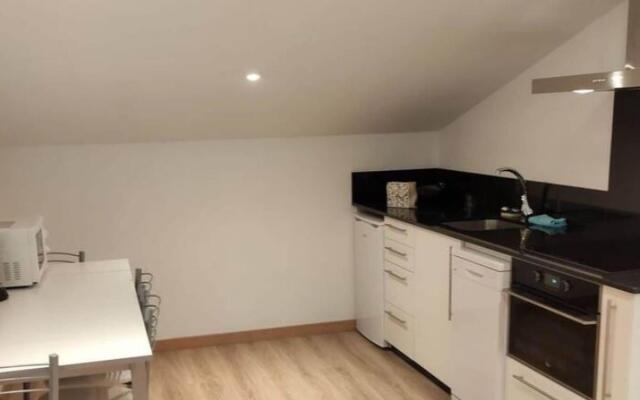 Elegant Apartment in Ourense in the City Center
