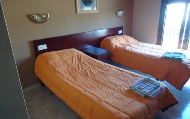 Hostal Torremirona