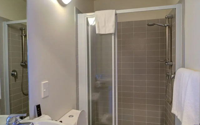 The Quadrant Hotel & Suites