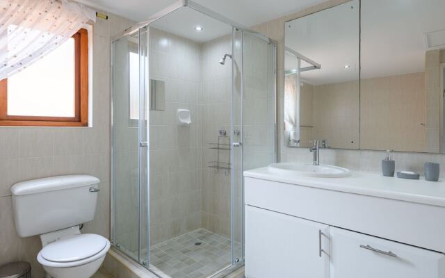 San Lameer Villa Rentals 10301