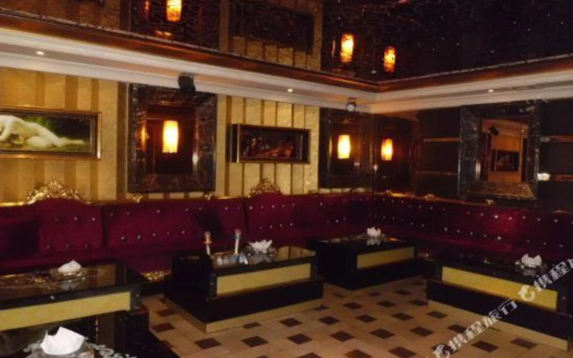 Xuefeng Hotel