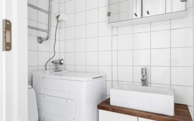 WeHost Fully Equipped Studio in Design District