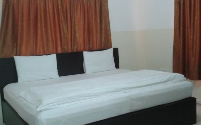 Al Basateen Hotel Apartment