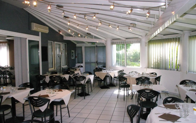 Hotel du Moulin à Vent Gerland