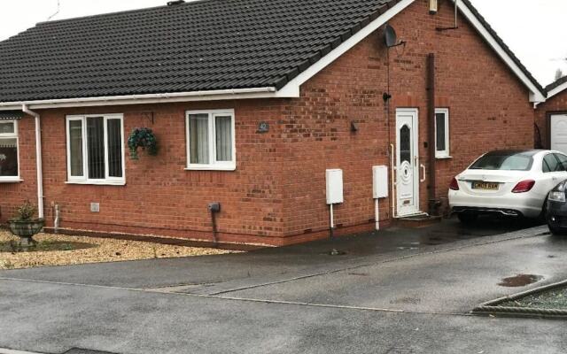 42 Beaumont Rise Rental - Worksop