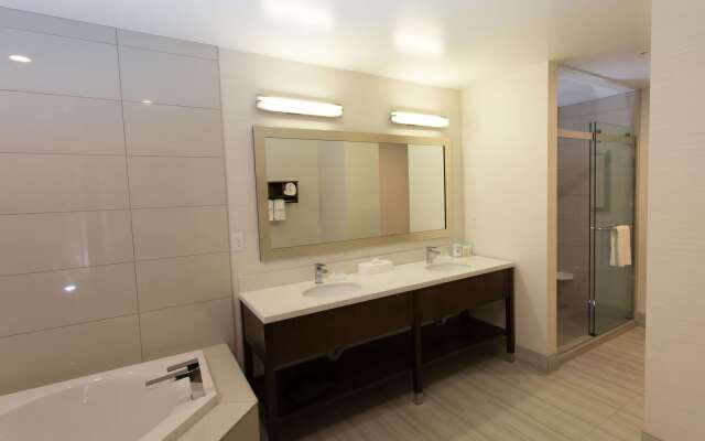 Hampton Inn by Hilton Lloydminster