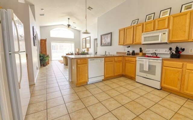 Robert's Solana Resort Vacation Home 4 Bedroom Home by Redawning