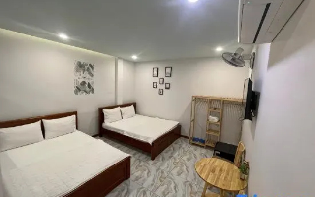 Phu Gia Hotel 1609 Huynh Tan Phat
