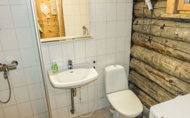 House  Salla