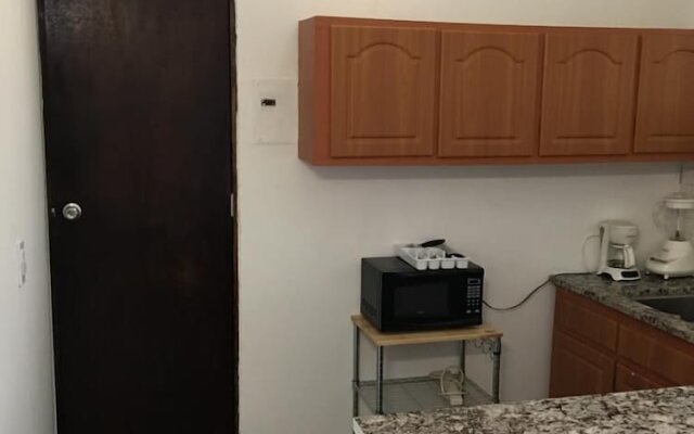1 Bedroom Apt  in San Juan Hato Rey