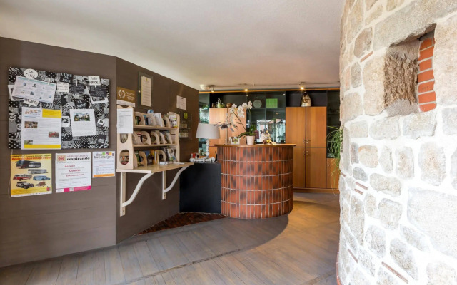 Logis Hotel de la Tour