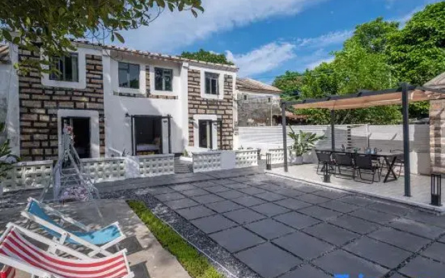Weizhou Island Fanjian·Froom Courtyard Homestay (Shell Beach Branch)