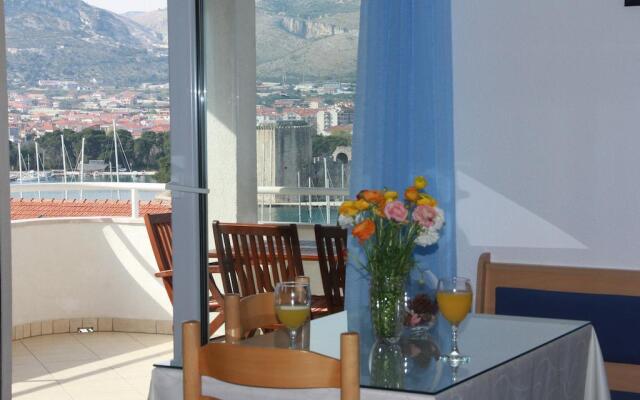 Apartments Kasalo