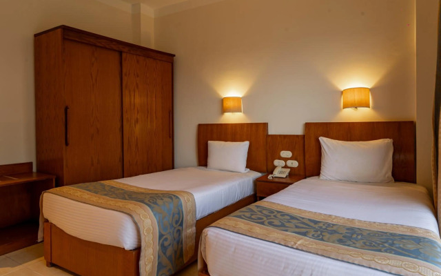 Royal Star Empire Beach Resort