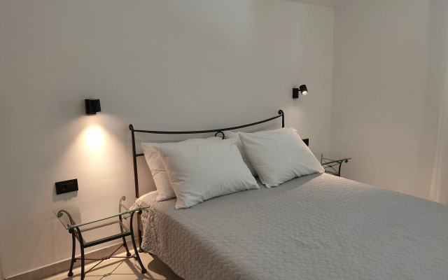 Hedera Estate, Hedera A1