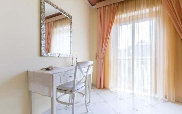 Four Rooms - Quattru Stansie