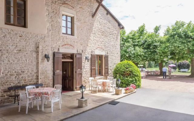 Hôtel et Appartements Les Platanes
