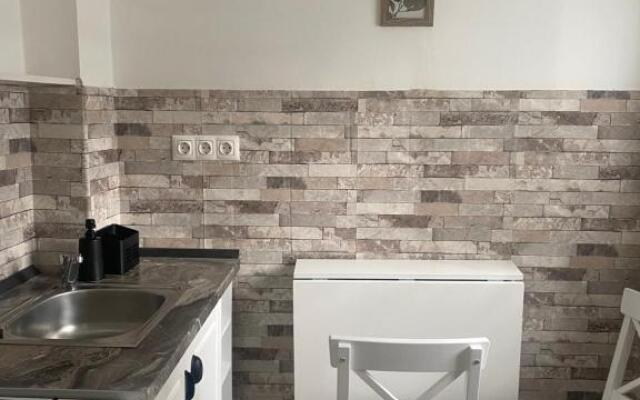 L&M Apartment