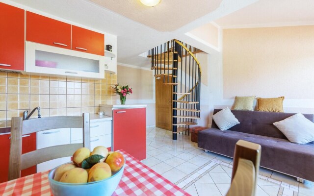 Stunning Apartment in Fazana With 1 Bedrooms and Wifi