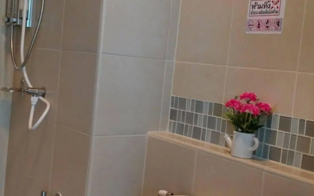 Baan Peang Ploen Hua Hin Condo On Holidays