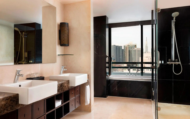 Sheraton Saigon Grand Opera Hotel