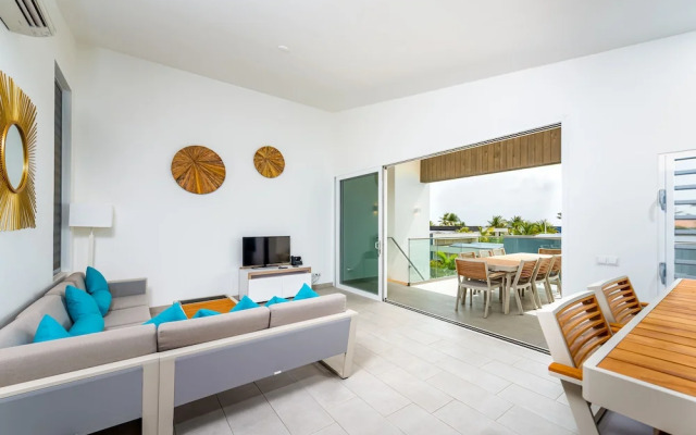 Delfins Residences