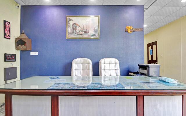 OYO Flagship 83089 Hotel Drizzling Land