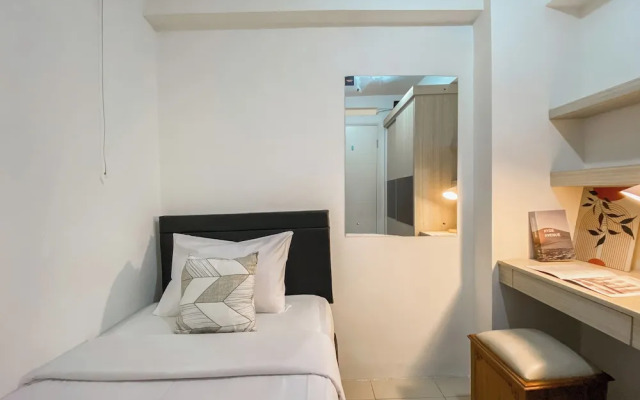 Warm And Homey 2Br At Bassura City Apartment