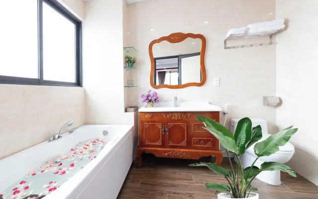 Khai Ngoc Hotel