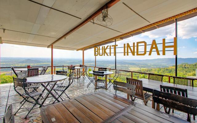 OYO 1159 Bukit Indah Hotel and Restaurant